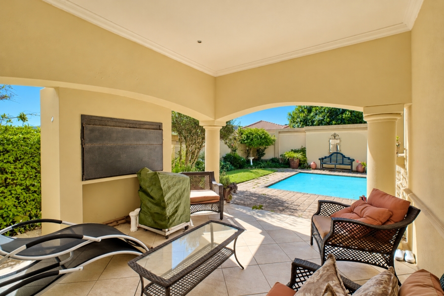 3 Bedroom Property for Sale in Lovemore Park Eastern Cape